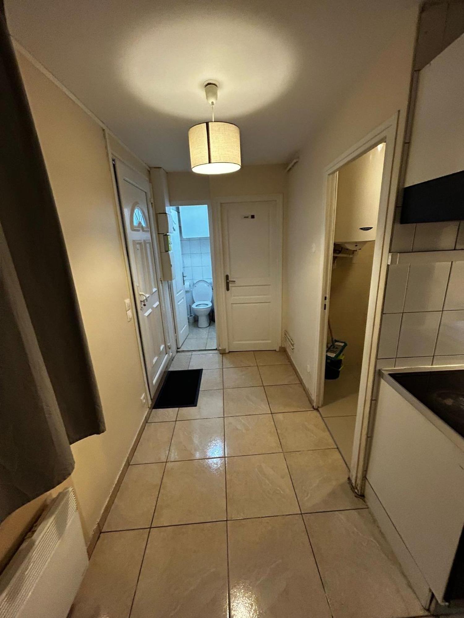 Ferienwohnung Light Side Self Checkin Available Sarcelles Exterior foto